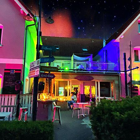 Feels Beach Club Hotel Кюлунгсборн Экстерьер фото