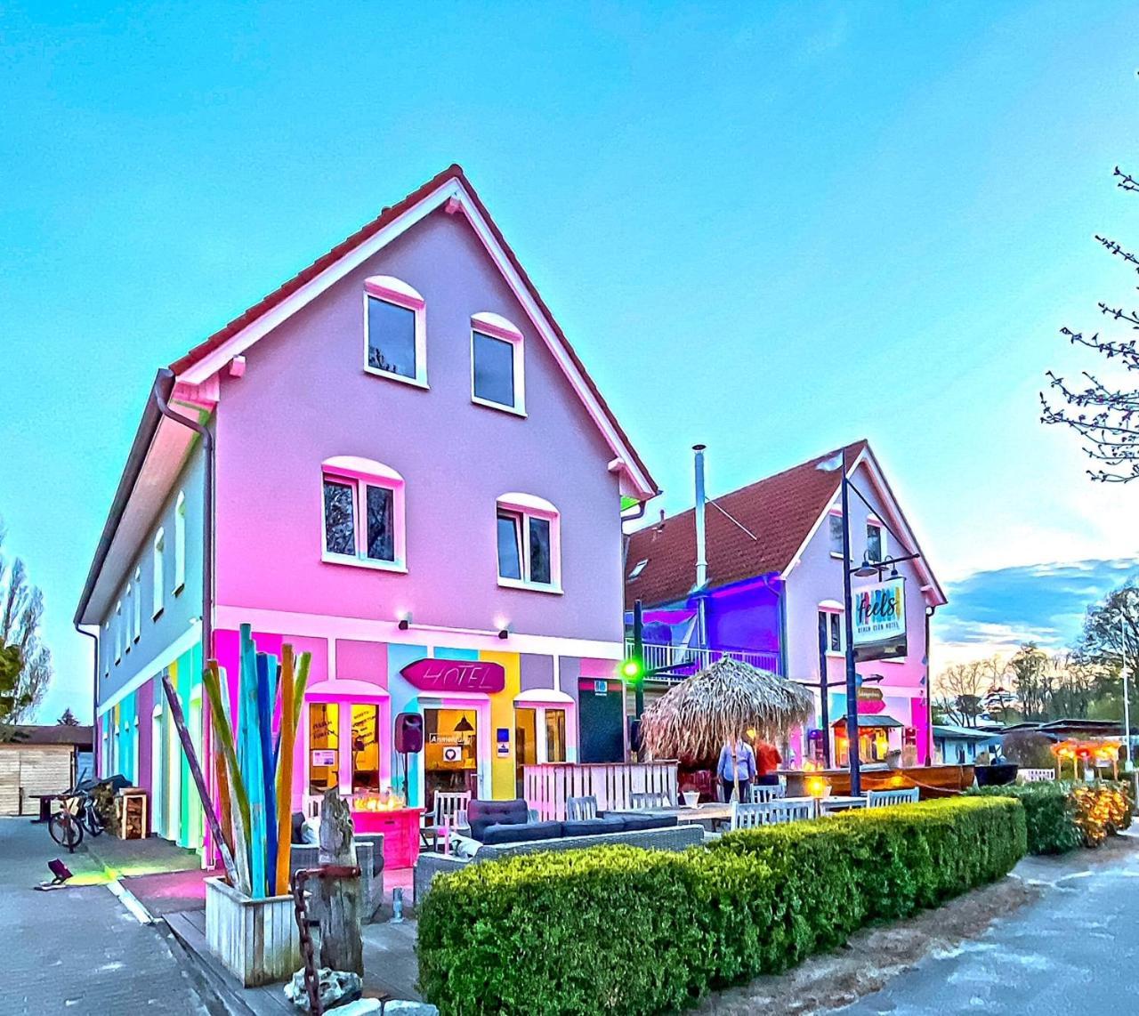 Feels Beach Club Hotel Кюлунгсборн Экстерьер фото