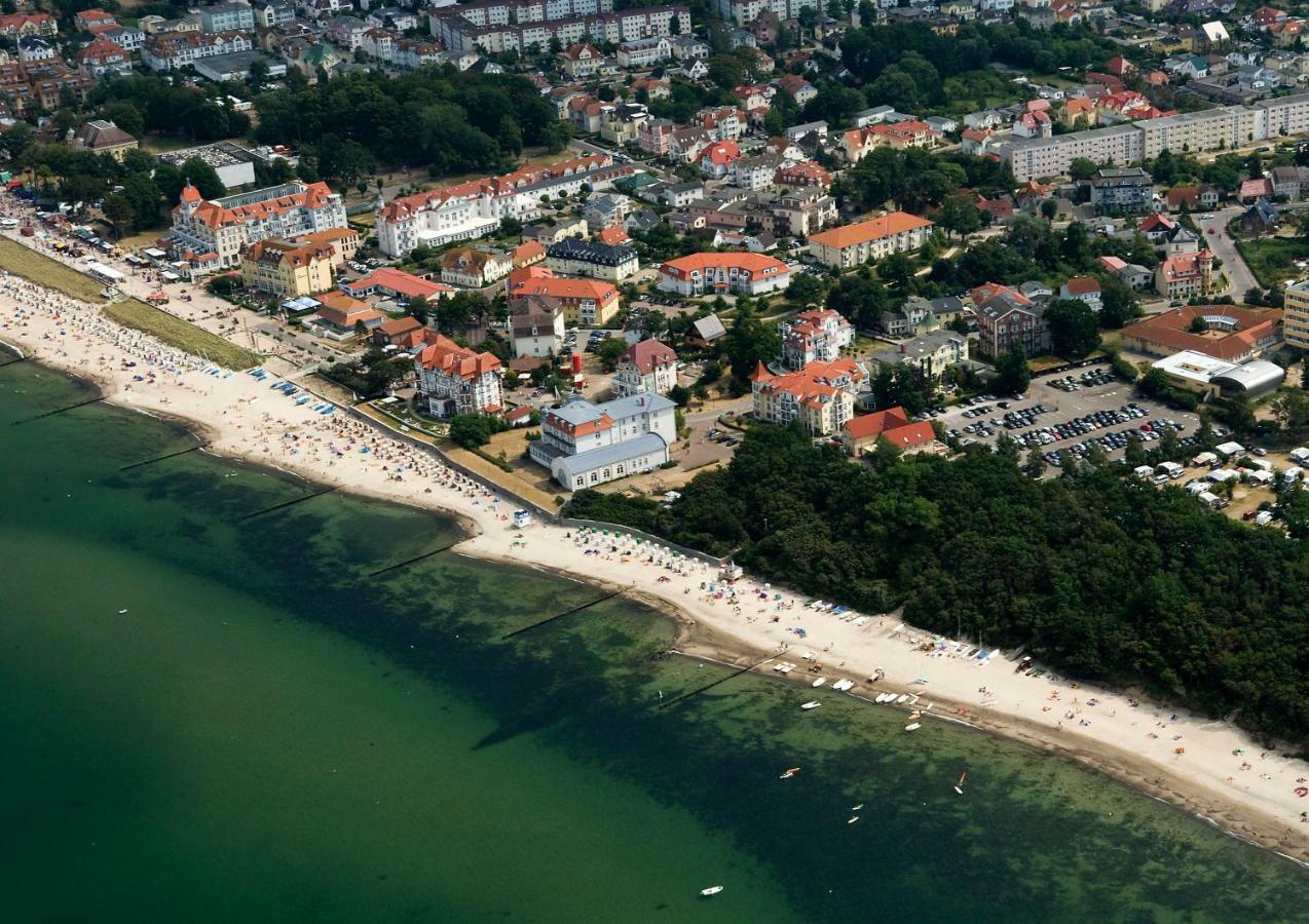 Feels Beach Club Hotel Кюлунгсборн Экстерьер фото